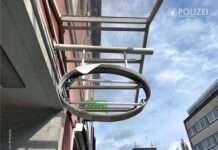 Leuchtreklame zerstört – Zeugen gesucht!