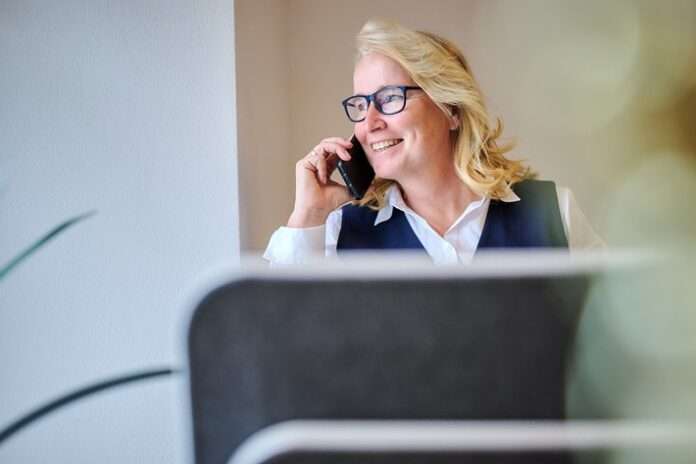 Neue Partnerschaft zwischen TOPdesk und HENRICHSEN Group