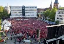 Teuflisch gute Atmosphäre auf dem Stiftsplatz