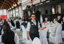 vlexx-Mitarbeiterin ist Eisenbahnerin mit Herz – Fahrgastbetreuerin im bundesweiten Wettbewerb für ihren beherzten Einsatz als Landessiegerin ausgezeichnet