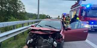 A6 nach Unfall vollgesperrt