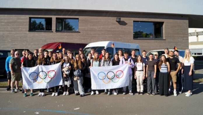 Gruppe_Olympialager-Paris