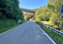 Unfall auf der L 469 – Zwei Verletzte im Krankenhaus