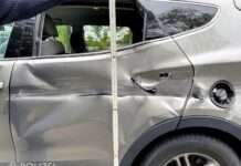 Lkw rammt Pkw und haut ab