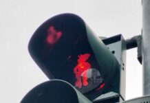 Betzi-Ampelmännchen leuchtet jetzt in Kaiserslautern