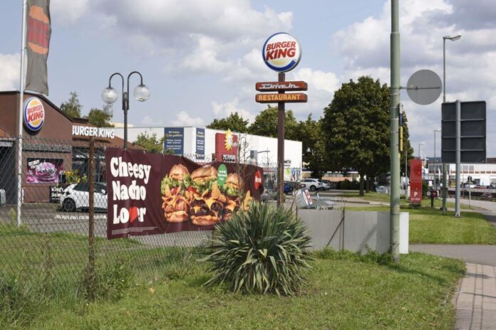 Elisabeth-Neudörfl_Ohne-Titel_aus_Ansichten-von-K_2023_KL_kl