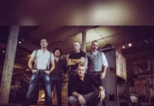 Boppin B, Irish House