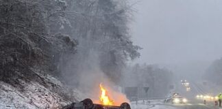 PKW gerät nach Überschlag in Brand….