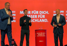 Bundeskanzler Olaf Scholz im Dialog mit den Bürgern