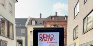 3944 Menschen für die Demokratie