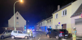 Frontalzusammenstoß endet mit Verletzten
