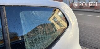 Unbekannte beschädigen Auto – Zeugen gesucht!