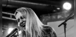 Sonja Volz & Friends, Irish House