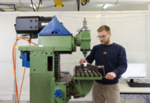 SkillMill – 60 Jahre alte Fräse mit Digitalem Zwilling