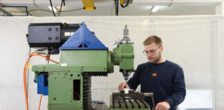 SkillMill – 60 Jahre alte Fräse mit Digitalem Zwilling