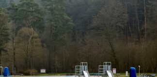 Säuberungs- und Sanierungsmaßnahmen in den Freibädern gestartet