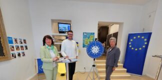 OB besucht Europe-Direct-Pop-Up