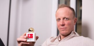 Die Düfte des Fußballs – wie Christian Gittelmann den deutschen Fußball in seinen Parfums interpretiert