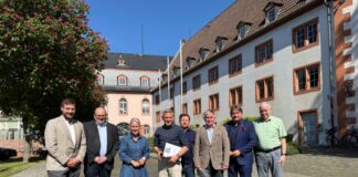 Landrat Ralf Leßmeister neuer Vorsitzender des LKT-Finanzausschusses