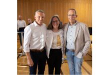 „Leß did it again“: Ralf Leßmeister als Landrat wiedergewählt