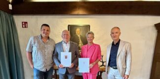 50 Jahre im Dienst der Stadt: Uwe Schmeer feiert Dienstjubiläum