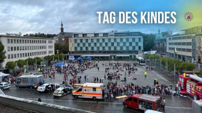 pol-pdkl-tag-des-kindes-auf-dem-stiftsplatz