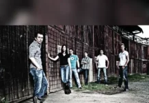 UNDERCOVER- Mission to rock, Irish House