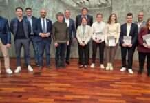 Mit Fleiß und kreativen Lösungen – Sparkassenstiftung zeichnet Hochschulabsolventen aus