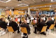 „Unter ferner liefen“ – SBO begeistert zweifach das Publikum