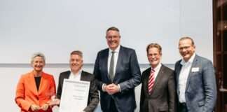 15. ZRW-Mitgliederversammlung – Zukunftspreis an Dr. Michael Lakatos vergeben