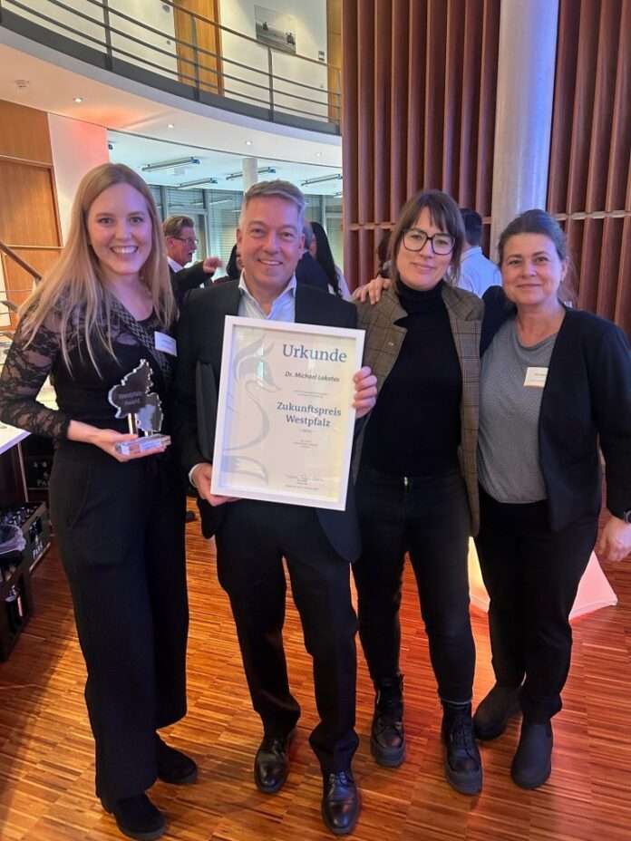 Mitausgezeichnete_Mitarbeiter-Team