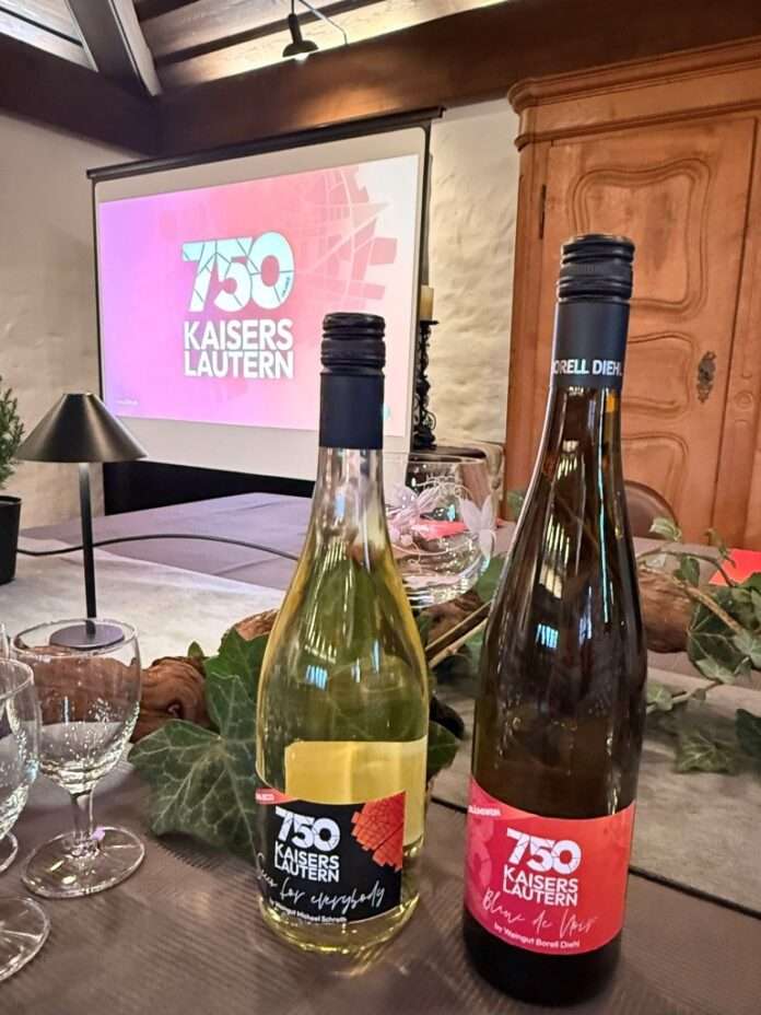 PK_Stadtjubiläum_251125_Secco_Wein