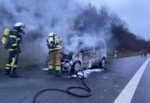 Advent Advent ein PKW brennt…