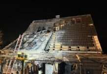 Dachstuhlbrand in Kaiserslautern-Erzhütten an Silvesterabend