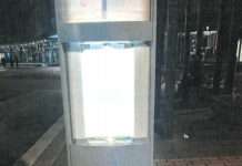 Fahrplan-Tafel beschädigt: Zeugen gesucht!