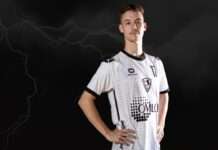 Vertragsverlängerung mit Leistungsträger – Timo Holstein bleibt bis 2028