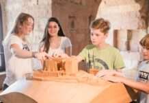 Hambacher Schloss: Bildungsangebote für Schulen künftig kostenfrei