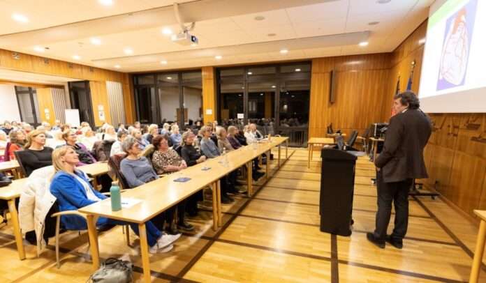 view_Seidl_Frauenherzen220126rv002