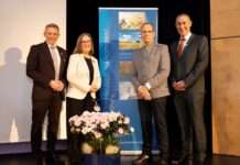 Großer Zapfenstreich: Erste Kreisbeigeordnete Gudrun Heß-Schmidt verabschiedet