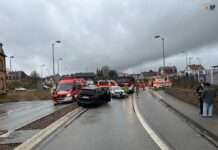 73-Jähriger verursacht Unfallserie – Führerschein sichergestellt – Zeugen gesucht!