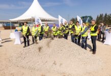 Großwäscherei Elis startet Neubau am Standort Landstuhl Landrat übergibt Baugenehmigung – Symbolischer Spatenstich mit zahlreichen Gästen