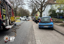 Unfall auf der Mannheimer Straße: Fahrzeug überschlägt sich