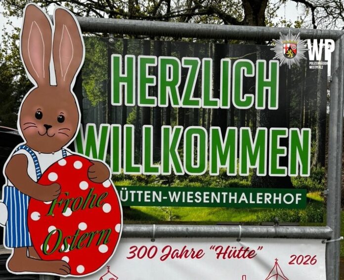 Das gestohlene Osterhasen-Schild.Quelle: Privat