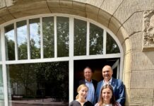 Bürgermeister Manfred Schulz besucht das neue „Vielfalter Café“ in Kaiserslautern