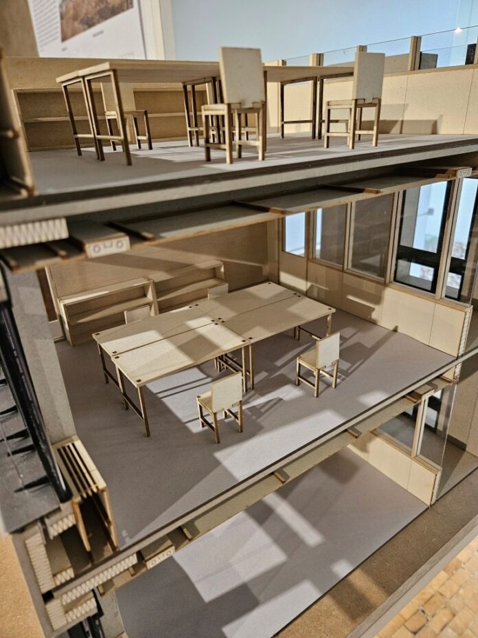 Ausstellung_Modelle_TU München_260612_3
