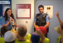 Sechsjährige zu Besuch bei der Polizei Kaiserslautern