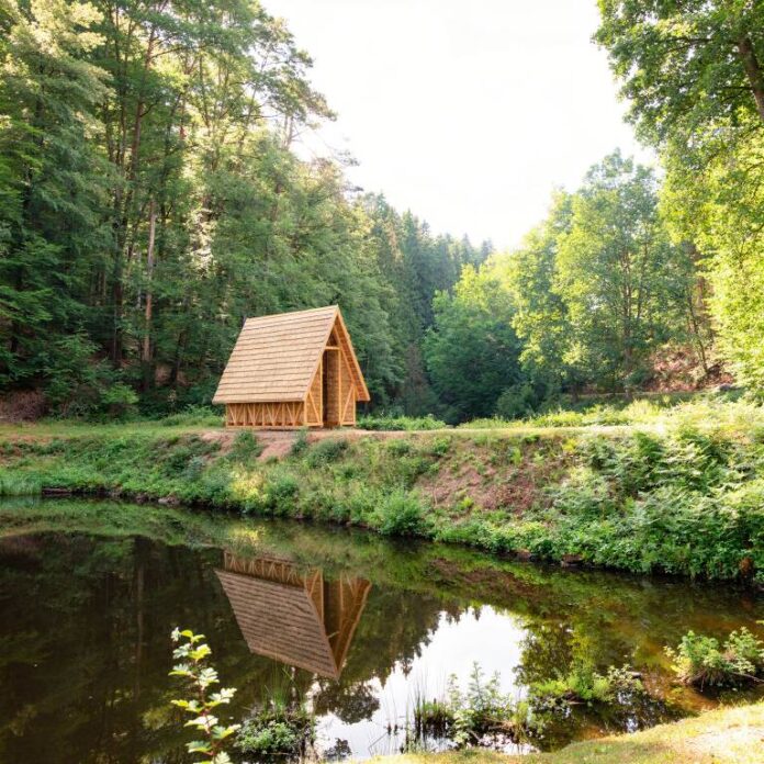 GOLDEN HOUSE_04