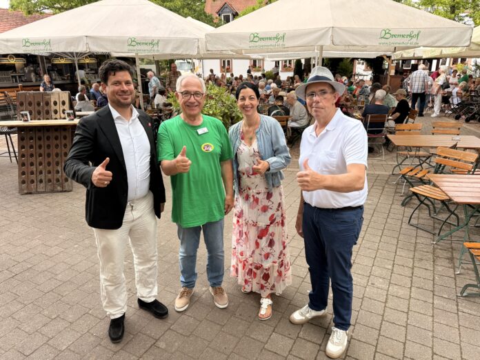 15. Waldfest alt-arm-allein