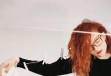 „GOOD THINGS“ – OKTOBER ÜBERRASCHT MIT SELBST PRODUZIERTEM SONG