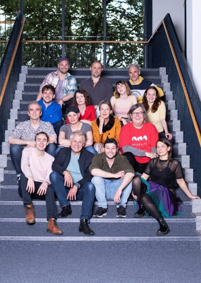 Schauspielensemble_Foto Marco Piecuch